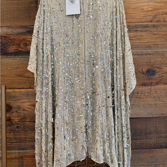 MacDuggal 94044 Cape Dress MRSP $598 - Picture 8 of 12